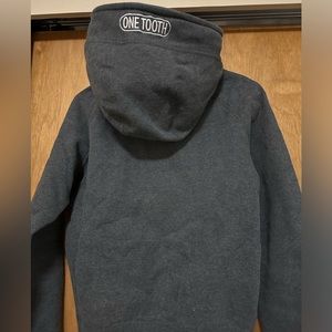 ONE TOOTH hoodie.